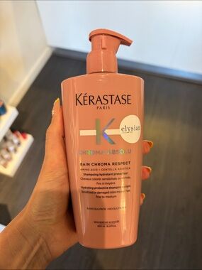 Kerastase Chroma Absolu Hydrating Shampoo - Coral Pink
